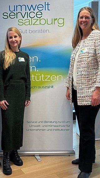 Julia Skardarasy (li) und Andrea Klambauer, Expertinnen aus dem Beraterpool von umwelt service salzburg © uss_Klambauer